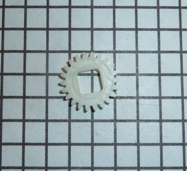 Shimano #BNT1327 Level Wind Idler Gear.